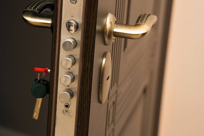 Soñar con Puertas Cerradas